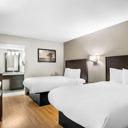 Rodeway Inn Уэйко Экстерьер фото